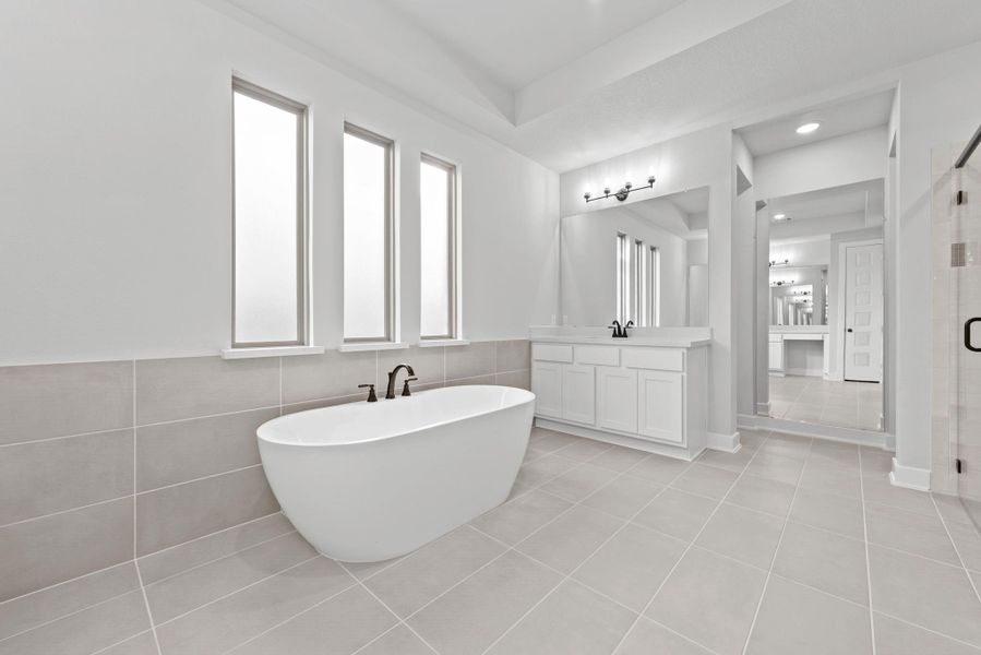 Representative image. Features, specifications, selections and colors may vary.