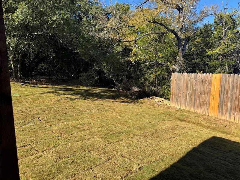 Exterior details and patio area of a home in , Granbury (Image 2).