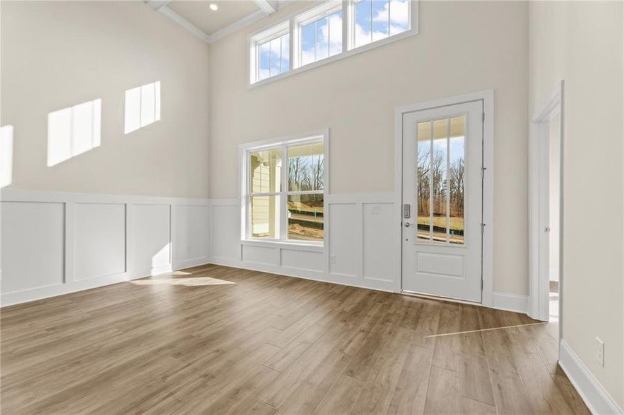 Spacious, unfurnished interior of a new home in , Gainesville (Image 12).