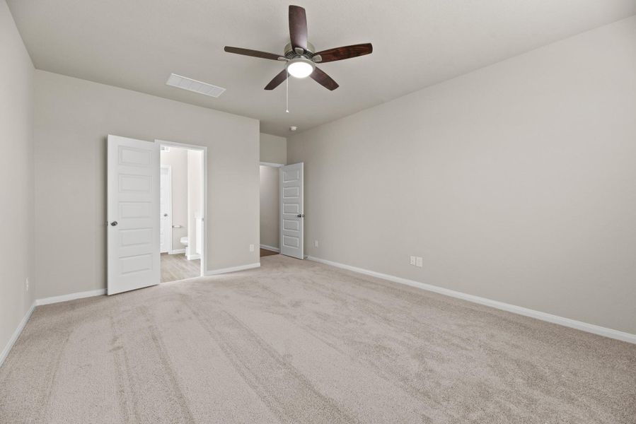 Spacious, unfurnished interior of a new home in Ridgeland Hills, Willis (Image 11). Spacious, unfurnished interior of a new home in Ridgeland Hills, Willis (Image 11).