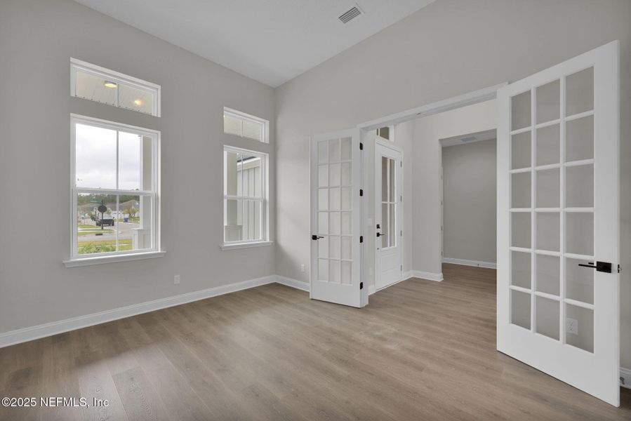 Spacious, unfurnished interior of a new home in Reflections at Nocatee, Ponte Vedra (Image 27).