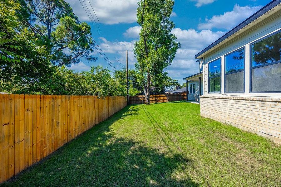 Front exterior of a new home in , Arlington, TX, highlighting curb appeal (Image 1). Front exterior of a new home in , Arlington, TX, highlighting curb appeal (Image 1).