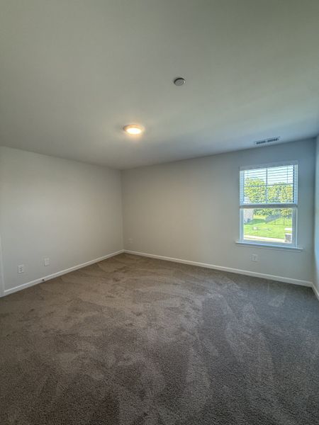 Spacious, unfurnished interior of a new home in Bradley Bend, Ashland City (Image 20).