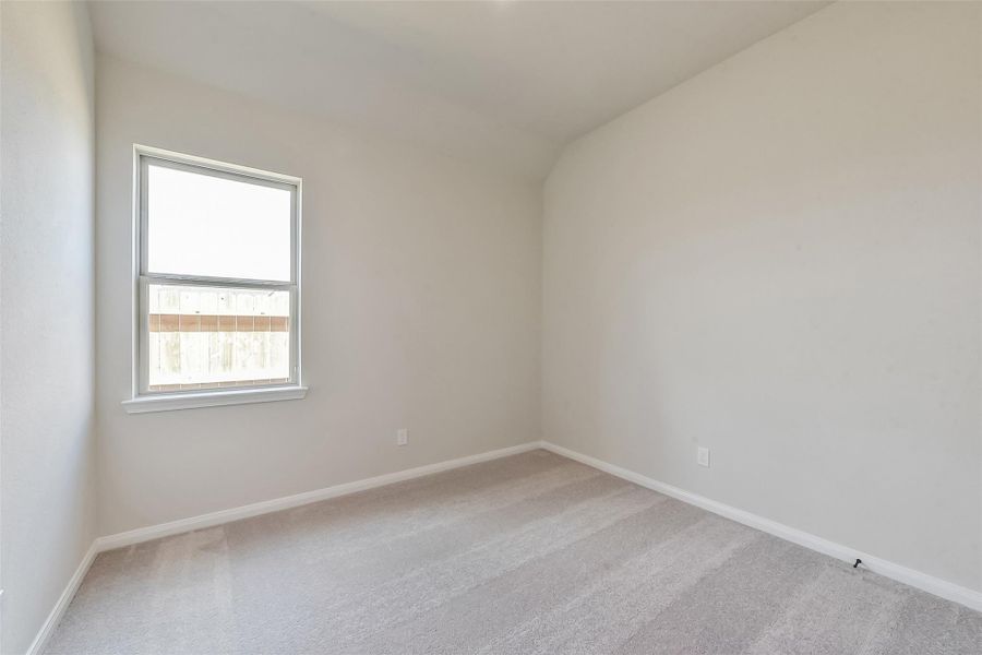 Spacious, unfurnished interior of a new home in River Ranch Meadows, Dayton (Image 18).