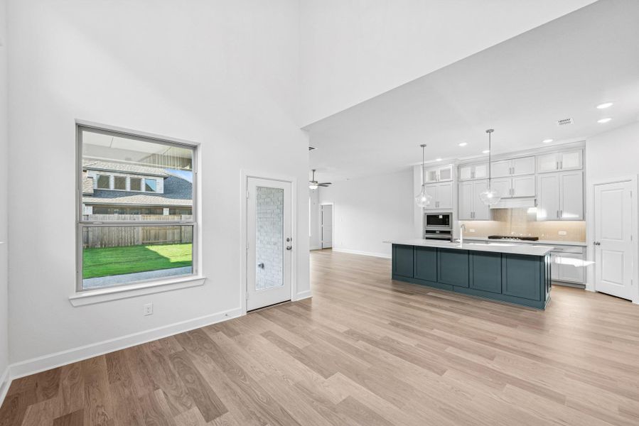 Spacious, unfurnished interior of a new home in Meridiana 55' Homesites, Manvel (Image 25). Spacious, unfurnished interior of a new home in Meridiana 55' Homesites, Manvel (Image 25).