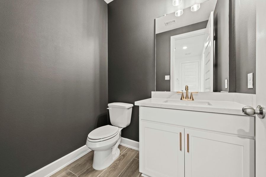 Representative image. Features, specifications, selections and colors may vary. Representative image. Features, specifications, selections and colors may vary.