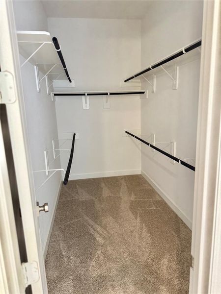 Spacious, unfurnished interior of a new home in Sienna 70' Lots, Missouri City (Image 19).