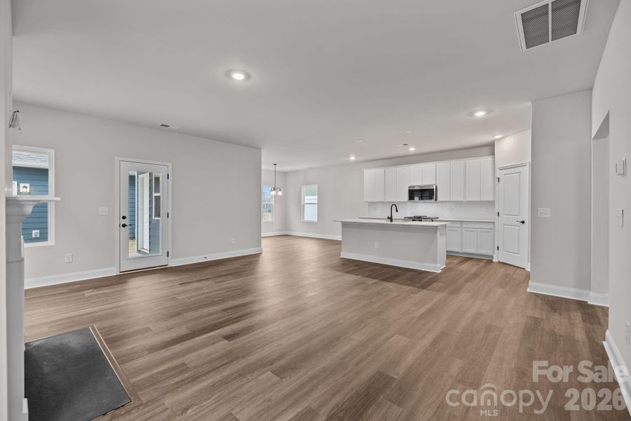 Spacious, unfurnished interior of a new home in Arbor Village, Matthews (Image 17).