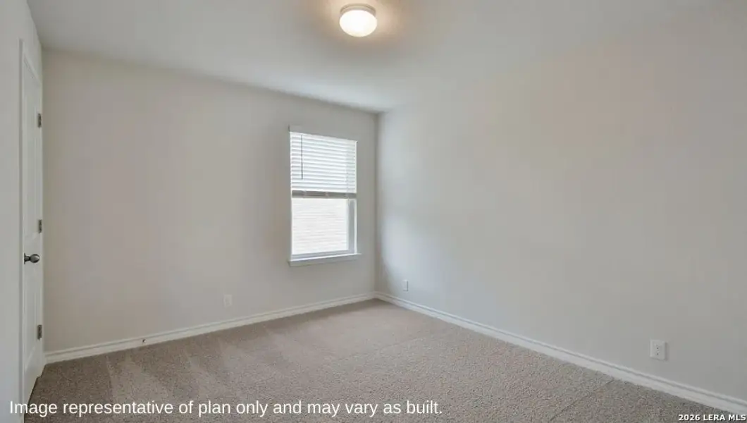Spacious, unfurnished interior of a new home in Brookstone Creek, San Antonio (Image 9).
