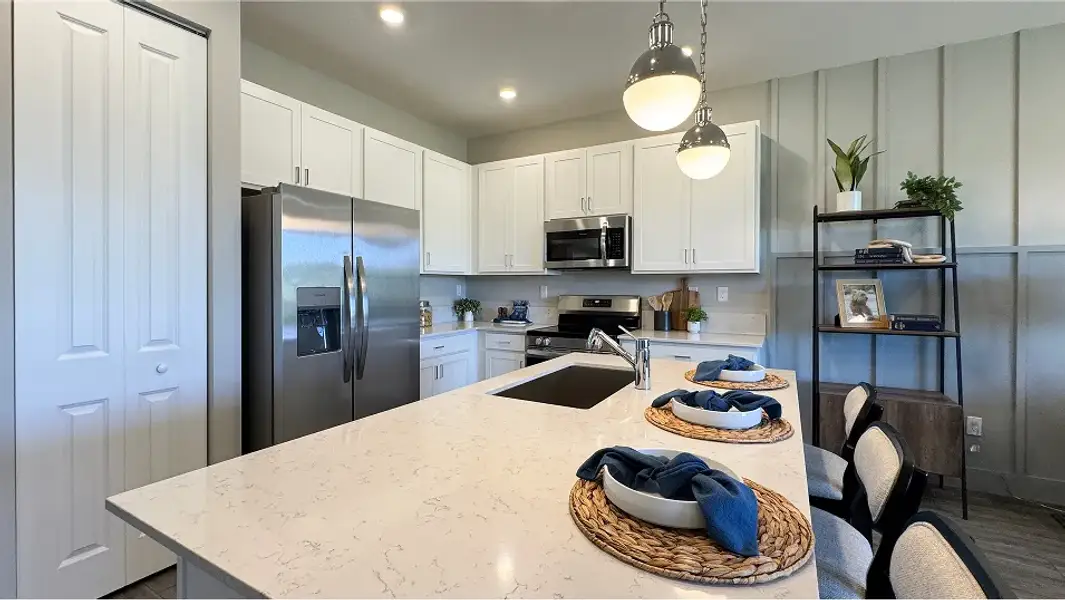 1434 Cosmos Kitchen 2of3  F1 4 29 25