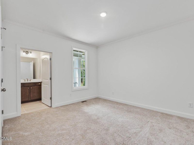 Bedroom 3 Ensuite - Main Floor