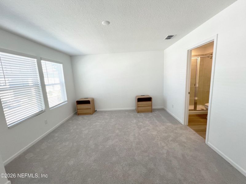 Spacious, unfurnished interior of a new home in , Orange Park (Image 17).
