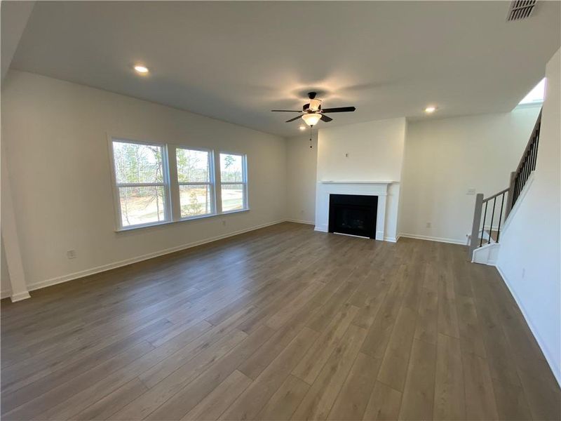 Spacious, unfurnished interior of a new home in Creekside, Dawsonville (Image 13).