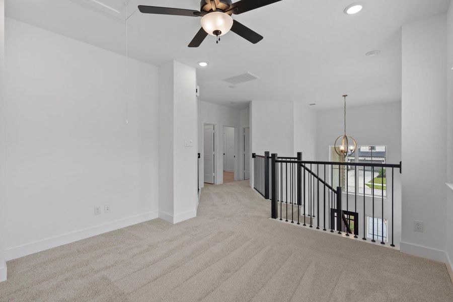 Spacious, unfurnished interior of a new home in Sienna 45's, Missouri City (Image 12).