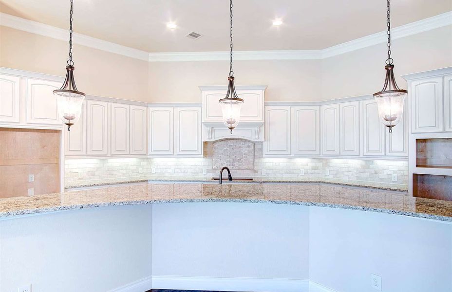 Representative unfurnished interior of a home built from the 3710 by Ravenna Homes in Artavia 70′, Conroe (Image 26).