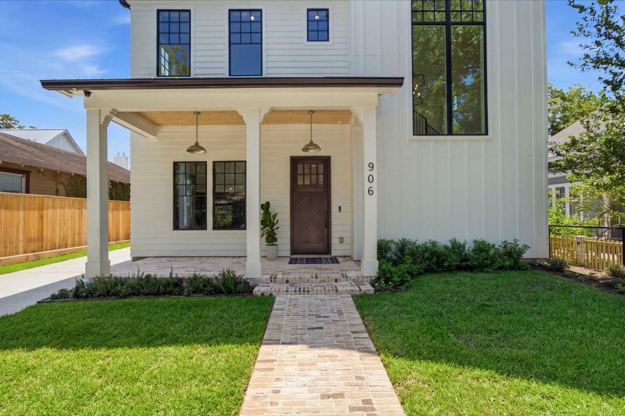 Exterior details and patio area of a home in , Houston (Image 3). Exterior details and patio area of a home in , Houston (Image 3).