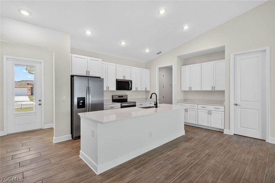 Furnished interior view inside a new home in Cape Coral, Cape Coral (Image 5).