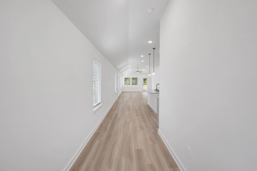 Spacious, unfurnished interior of a new home in Lone Star Landing, Montgomery (Image 15). Spacious, unfurnished interior of a new home in Lone Star Landing, Montgomery (Image 15).