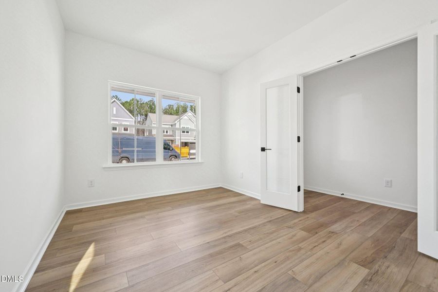 9-web-or-mls-Fetching Pl-S2403-009