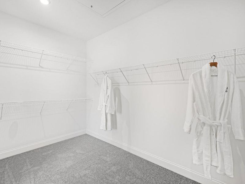 Spacious, unfurnished interior of a new home in Bailey Fence, Dacula (Image 19).