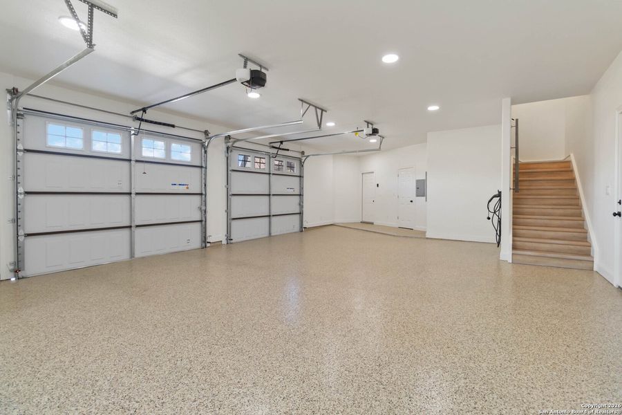 Spacious, unfurnished interior of a new home in , Boerne (Image 22).