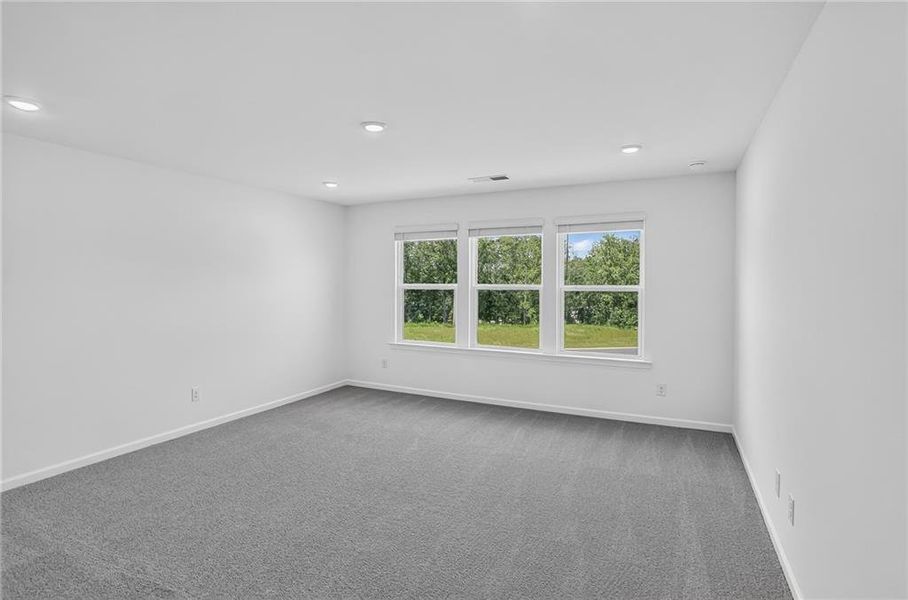 Spacious, unfurnished interior of a new home in Towns at Ivy Creek, Buford (Image 11).