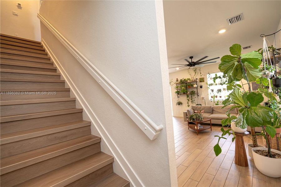 Image 47 of a home in .