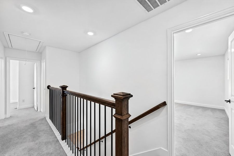Spacious, unfurnished interior of a new home in Cross Creek Meadows, Celina (Image 27). Spacious, unfurnished interior of a new home in Cross Creek Meadows, Celina (Image 27).