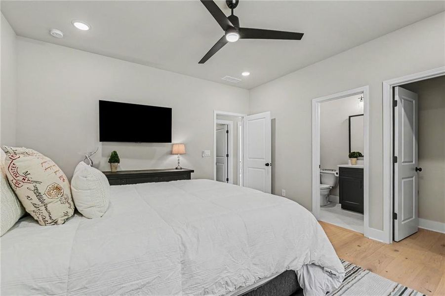 Furnished interior view inside a new home in , Smyrna (Image 31).