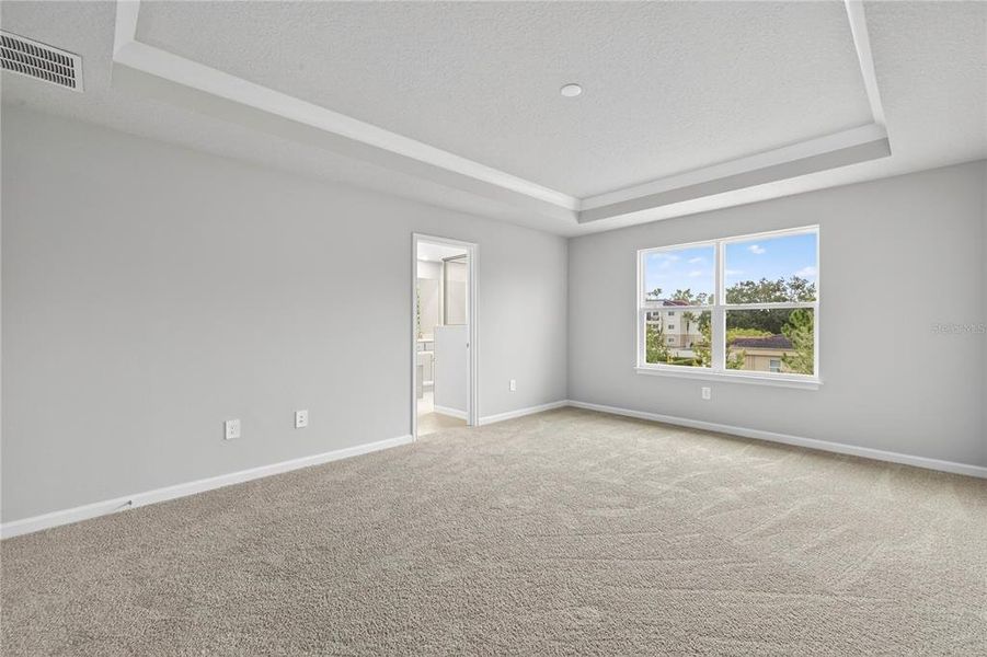 Spacious, unfurnished interior of a new home in Bloomingdale Townes, Brandon (Image 30).
