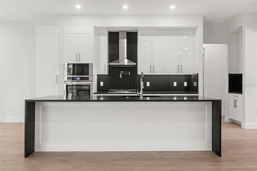 Furnished interior view inside a new home in Southern Hills Plantation, Brooksville (Image 6). Furnished interior view inside a new home in Southern Hills Plantation, Brooksville (Image 6).