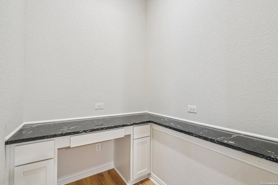 Spacious, unfurnished interior of a new home in The Crossvine, Schertz (Image 35).