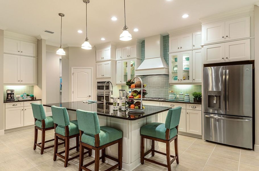 Representative furnished interior of a home built from the Kiawah 2 by Neal Communities in Boca Royale Golf & Country Club at Wellen Park, Englewood (Image 25).