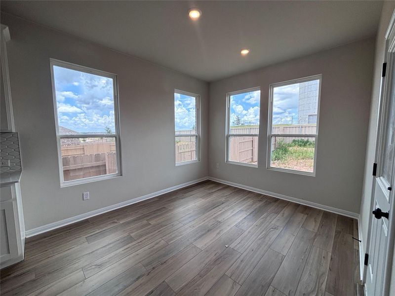 Spacious, unfurnished interior of a new home in The Colony, Bastrop (Image 15).