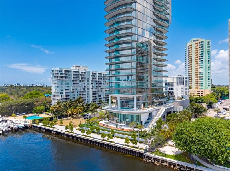 Condo located in Miami, FL showcasing its design and architecture (Image 20). Condo located in Miami, FL showcasing its design and architecture (Image 20).