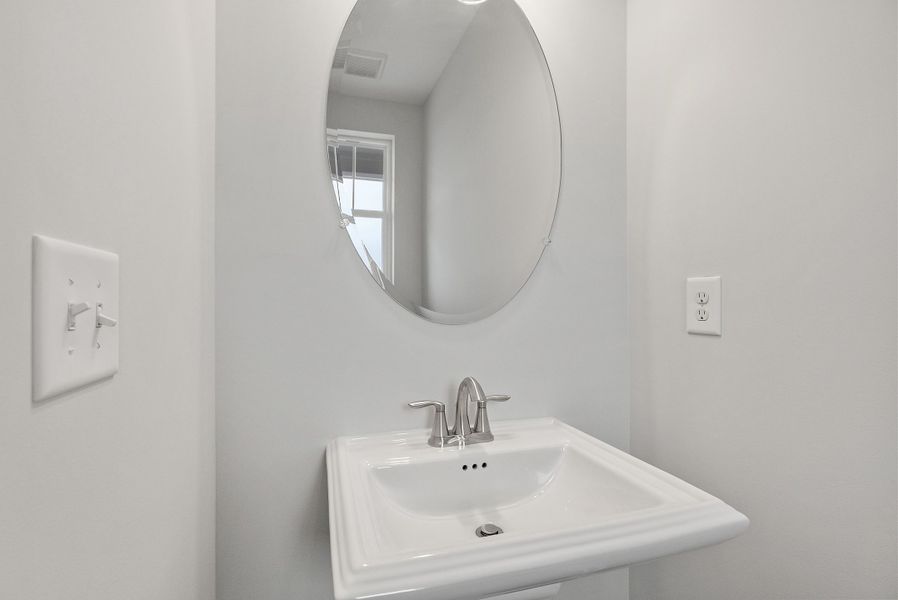Representative interior finishes for a home built from the The Durant A by Davidson Homes LLC in Stegall Village, Emerson (Image 12).