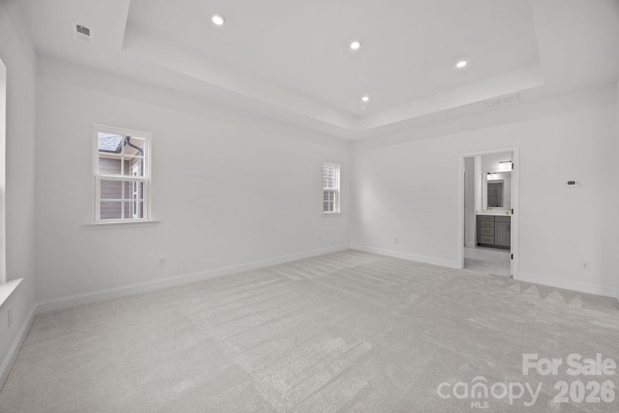 Spacious, unfurnished interior of a new home in The River District Townhomes, Charlotte (Image 15).