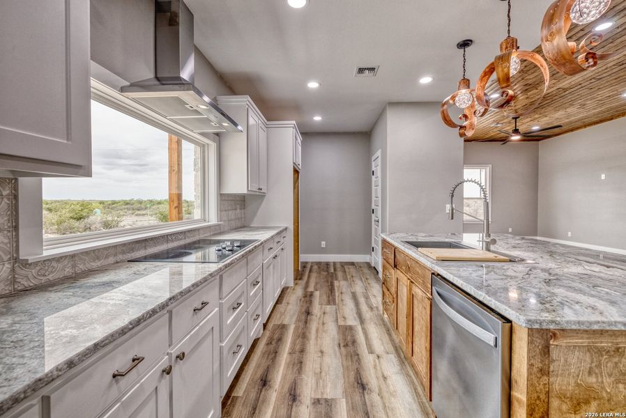 Furnished interior view inside a new home in , Uvalde (Image 16).