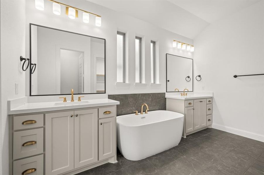 3250 Jersey- Primary Suite-4