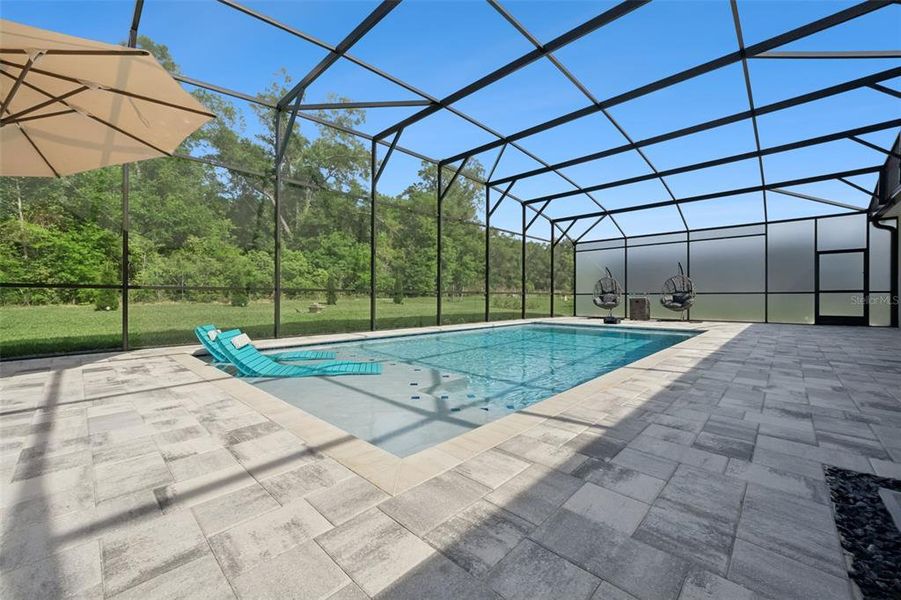 Exterior details and patio area of a home in , Mount Dora (Image 37).