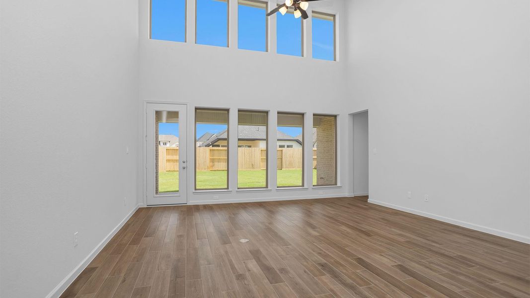 Spacious, unfurnished interior of a new home in Candela South 50', Richmond (Image 10). Spacious, unfurnished interior of a new home in Candela South 50', Richmond (Image 10).