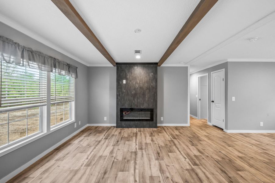 Spacious, unfurnished interior of a new home in , Eutawville (Image 18).
