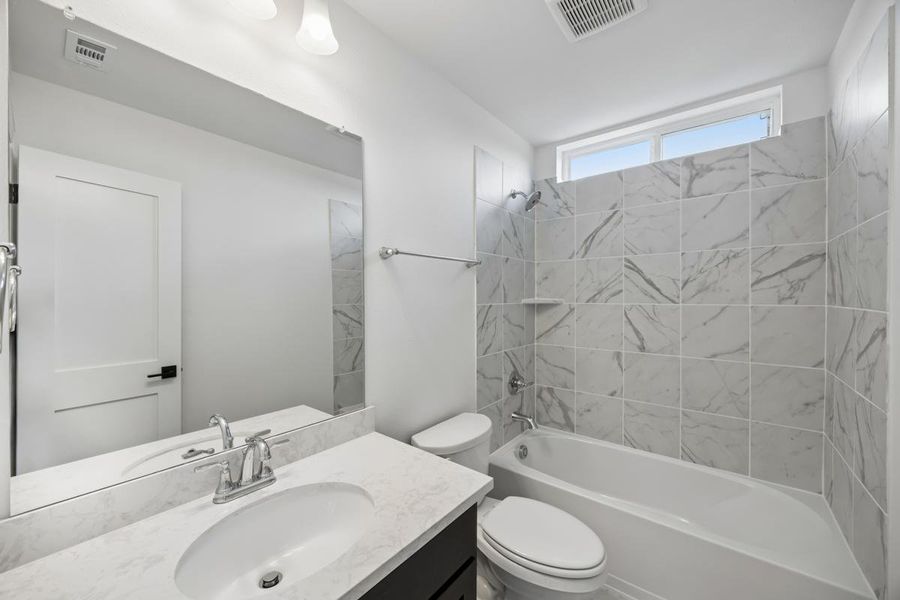 Furnished interior view inside a new home in Somerset Park, Rockwall (Image 27). Furnished interior view inside a new home in Somerset Park, Rockwall (Image 27).