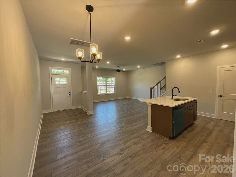 Spacious, unfurnished interior of a new home in Pine Trace, Gastonia (Image 7). Spacious, unfurnished interior of a new home in Pine Trace, Gastonia (Image 7).