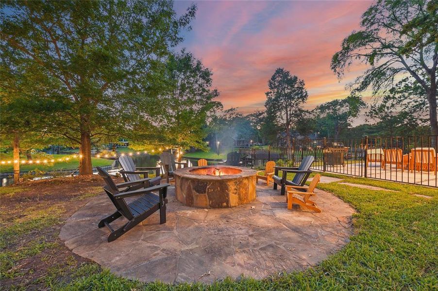 Community amenities in , Trinidad (Image 24).