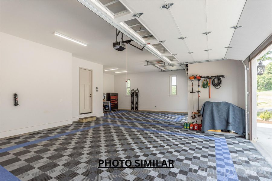 Community amenities in , Hendersonville (Image 28).