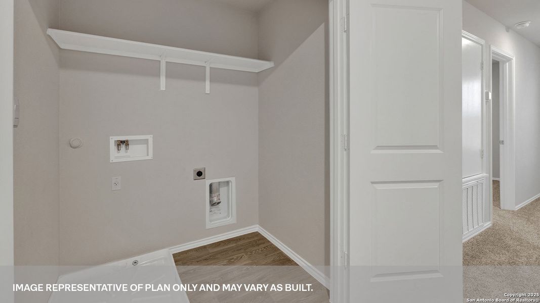 Spacious, unfurnished interior of a new home in Bollinger, Maxwell (Image 12). Spacious, unfurnished interior of a new home in Bollinger, Maxwell (Image 12).