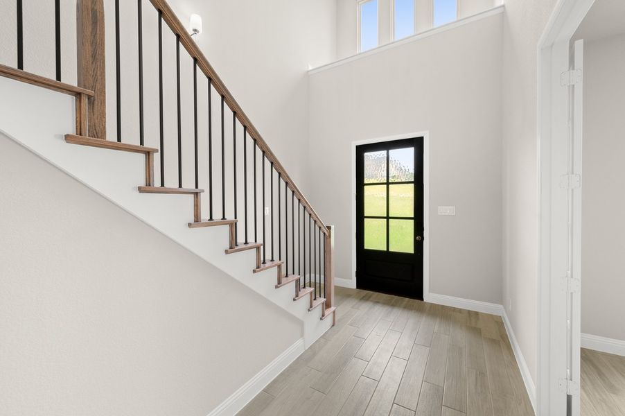 127 Oak Meadow Lane, Weathrford TX - Entry