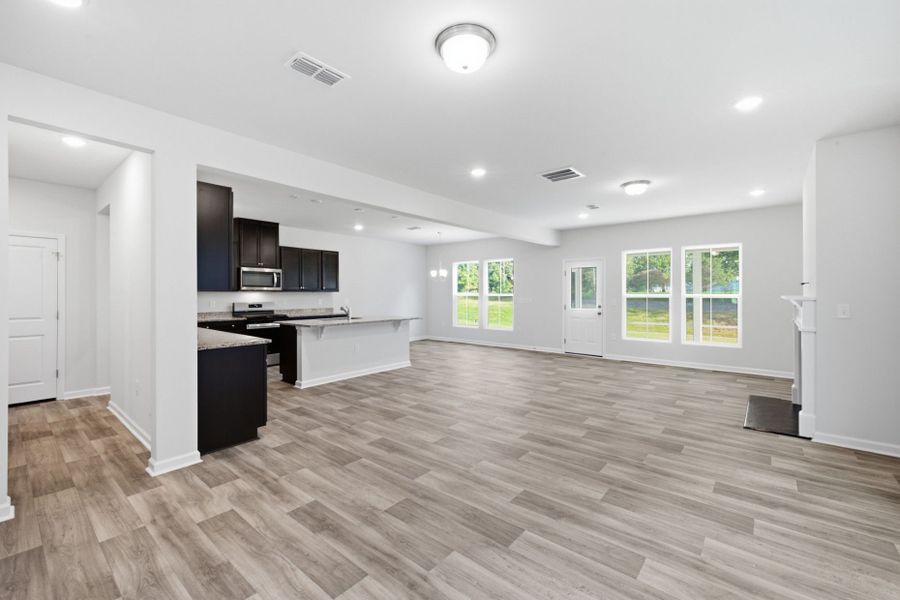 Spacious, unfurnished interior of a new home in Providence Oaks, Fuquay Varina (Image 26). Spacious, unfurnished interior of a new home in Providence Oaks, Fuquay Varina (Image 26).
