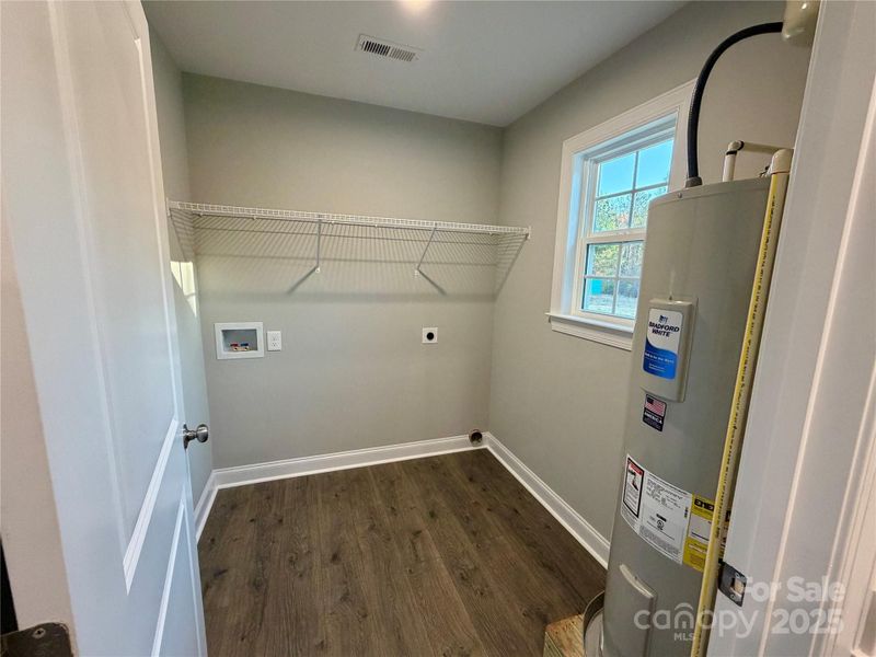 Spacious, unfurnished interior of a new home in , Kershaw (Image 10). Spacious, unfurnished interior of a new home in , Kershaw (Image 10).